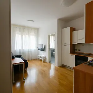https://casa-paolino.emilia-romagnahotels.net